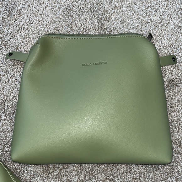 Claudia Canova (ASOS) unlined two pocket tote bag in khaki - Picture 4 of 7